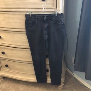 Black LOFT jeans in Curvy/Skinny
